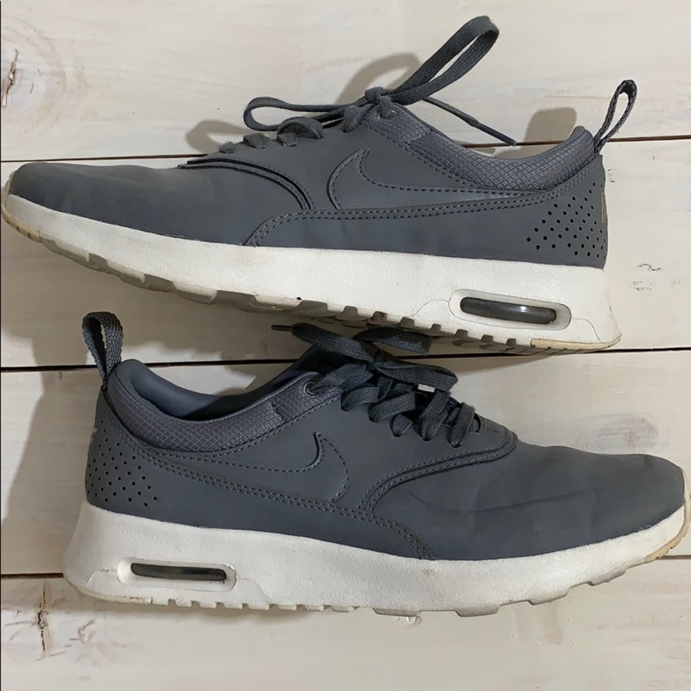 Nike AIR MAX THEA COOL GREY SAIL PEWTER Sz 5.5